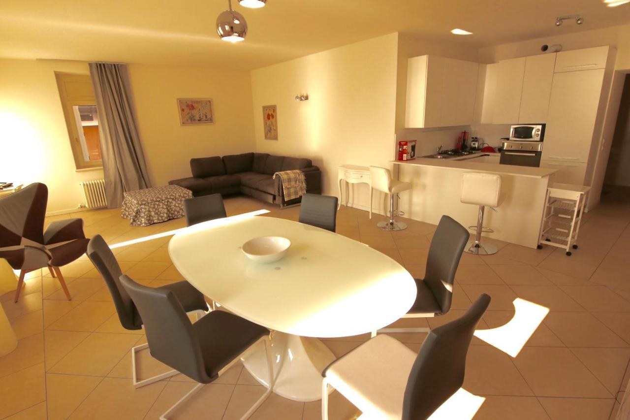 Charmante Apartament Lake Front Малчезине Екстериор снимка